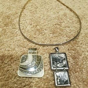 Lia Sophia two-tone necklace w/2 pendants